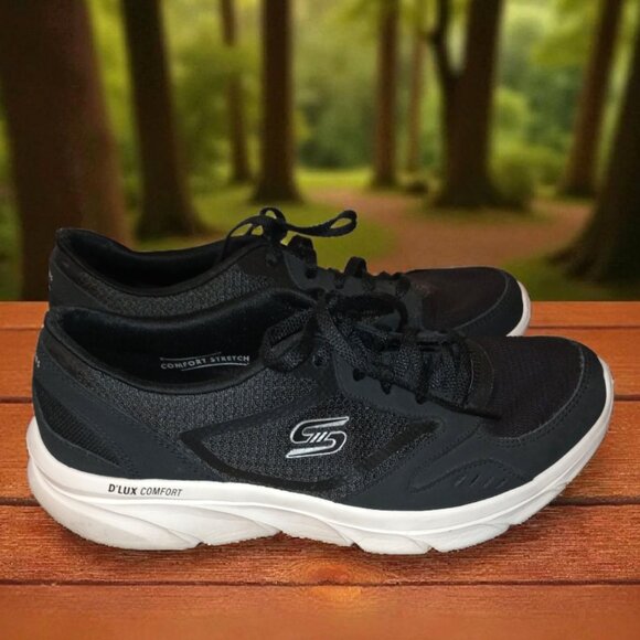Womens Sketchers Sneakers Size 9.5 Black Relaxed Fit Air Cooled Memory Foam - Picture 1 of 6
